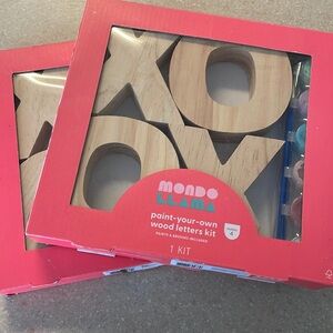 Valentines/Love XOXO Paint Set